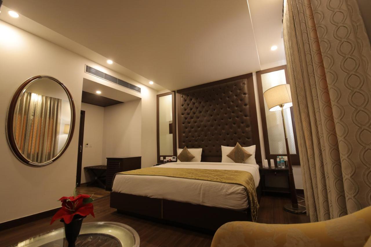 Airport Hotel Bollywood Paradise New Delhi Exterior photo